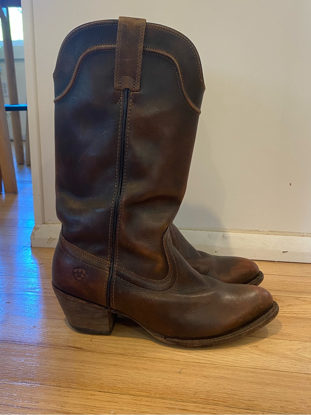Ariat Western Boots Classic Brown Leather 9.5